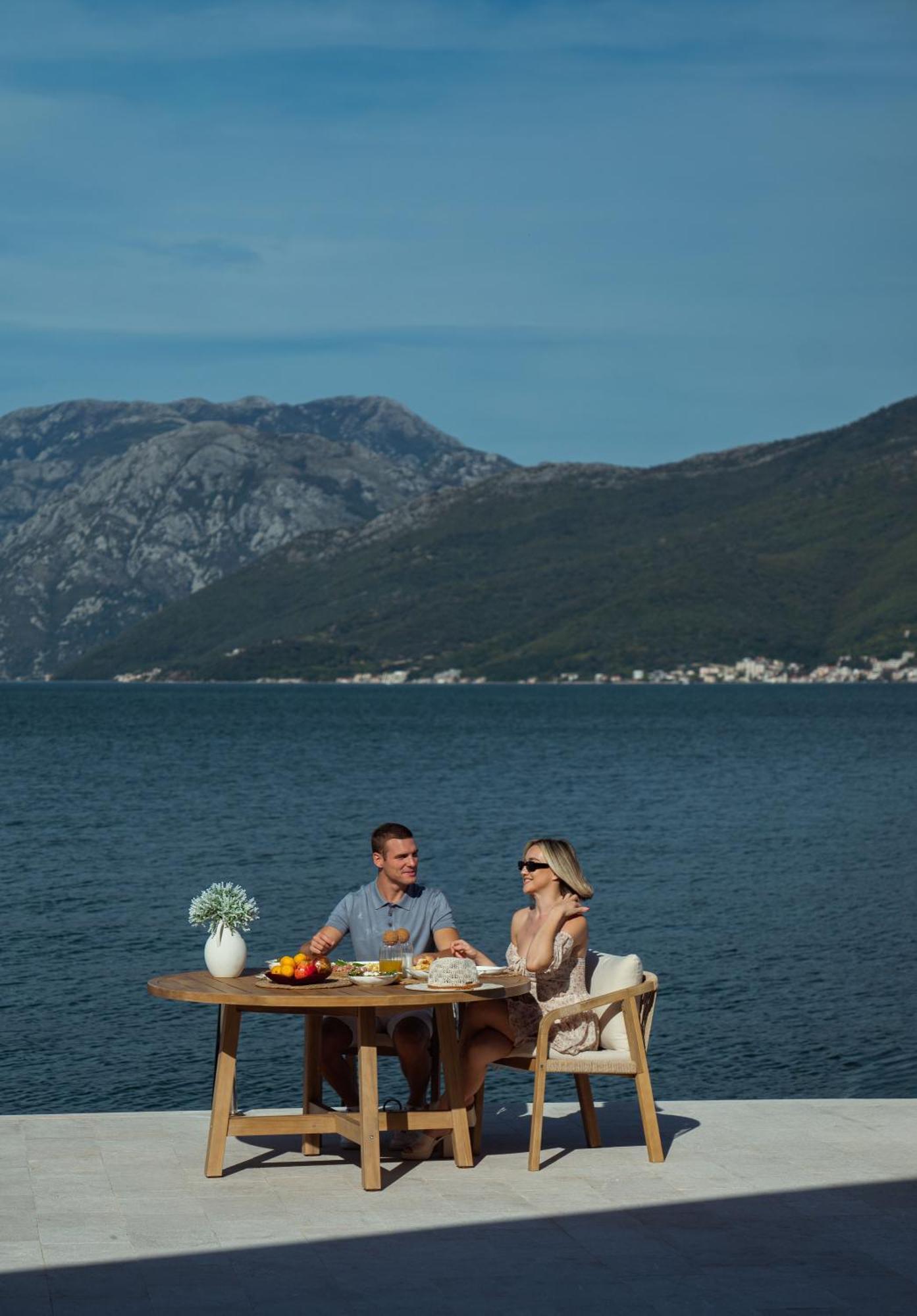 Casa Brilla Apartment Tivat Exterior photo
