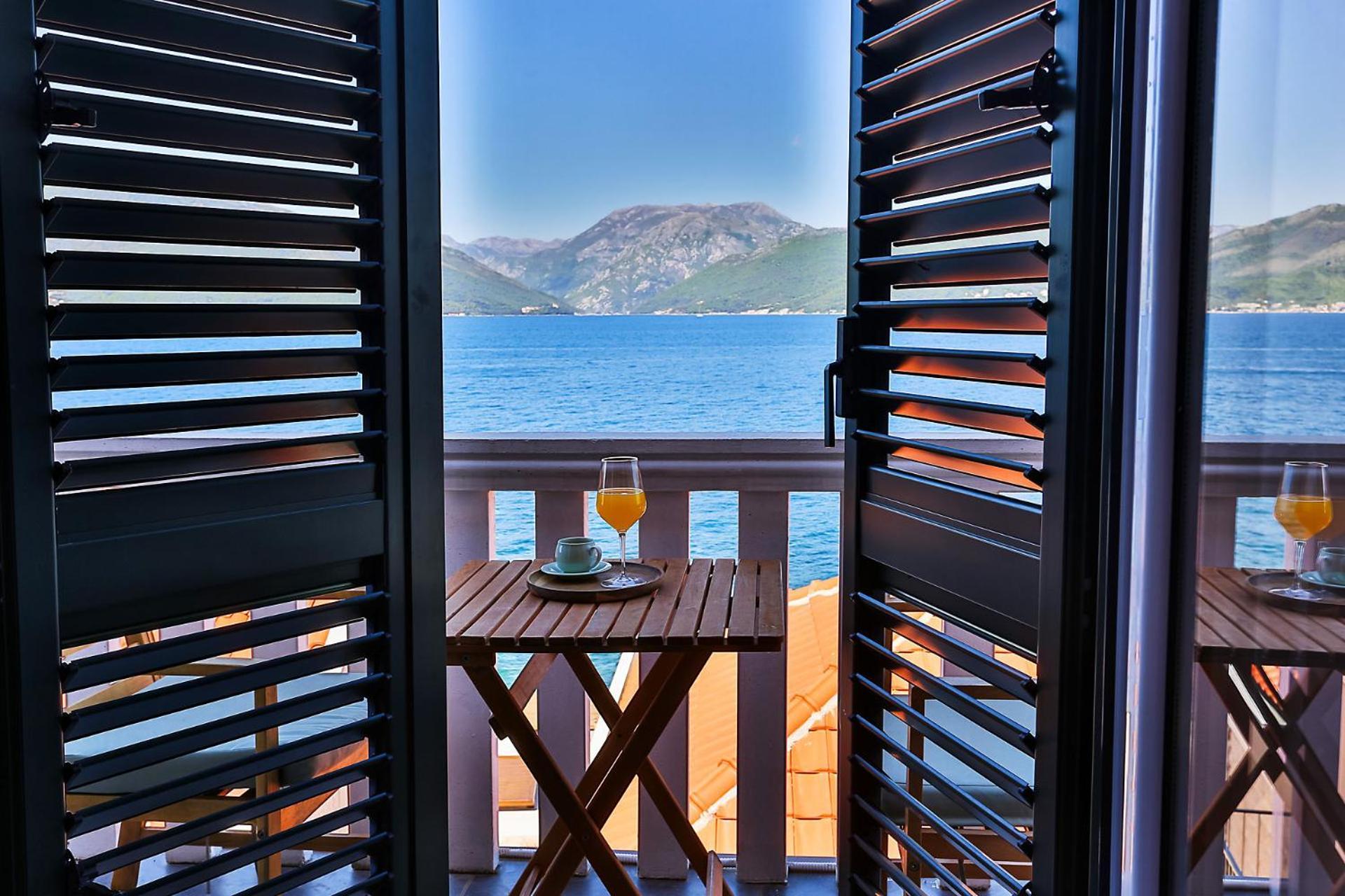 Casa Brilla Apartment Tivat Exterior photo