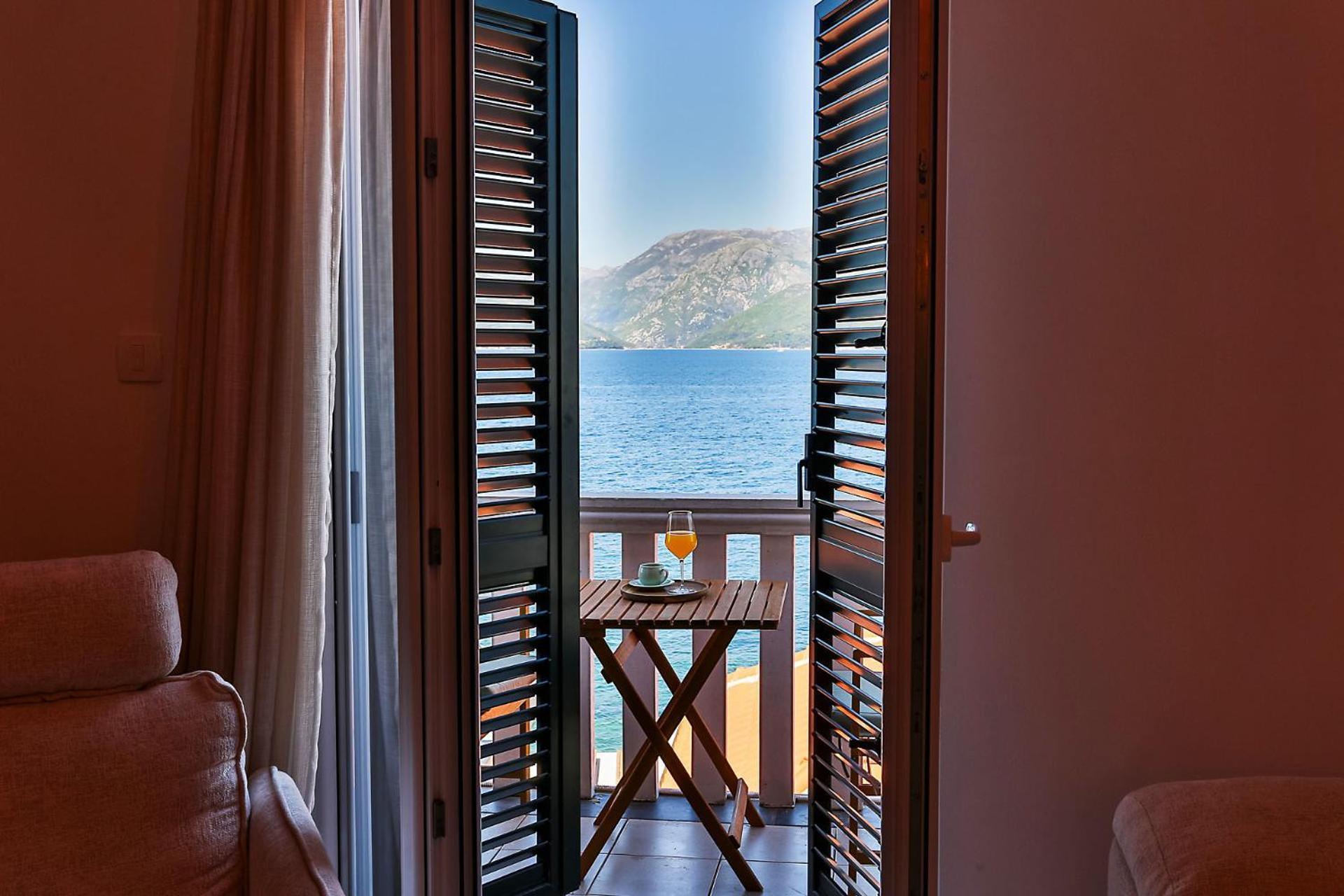 Casa Brilla Apartment Tivat Exterior photo